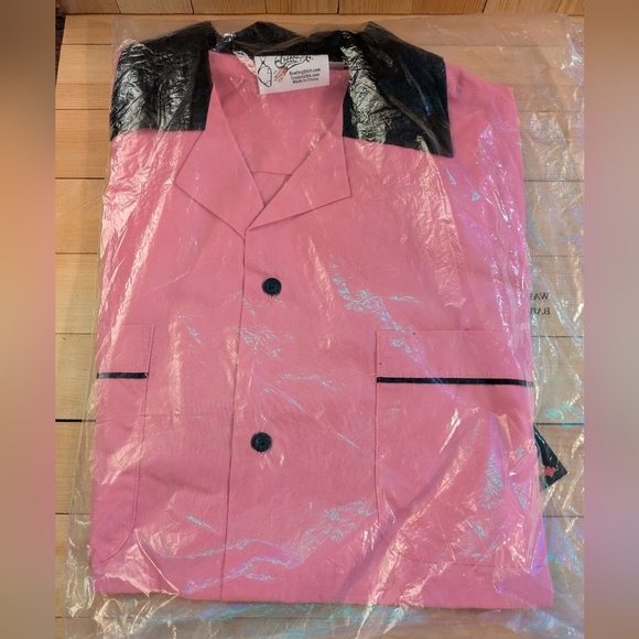 Crusing Pink Bowling Shirt with Black Accents Size Sm Nwt - Picture 2 of 8